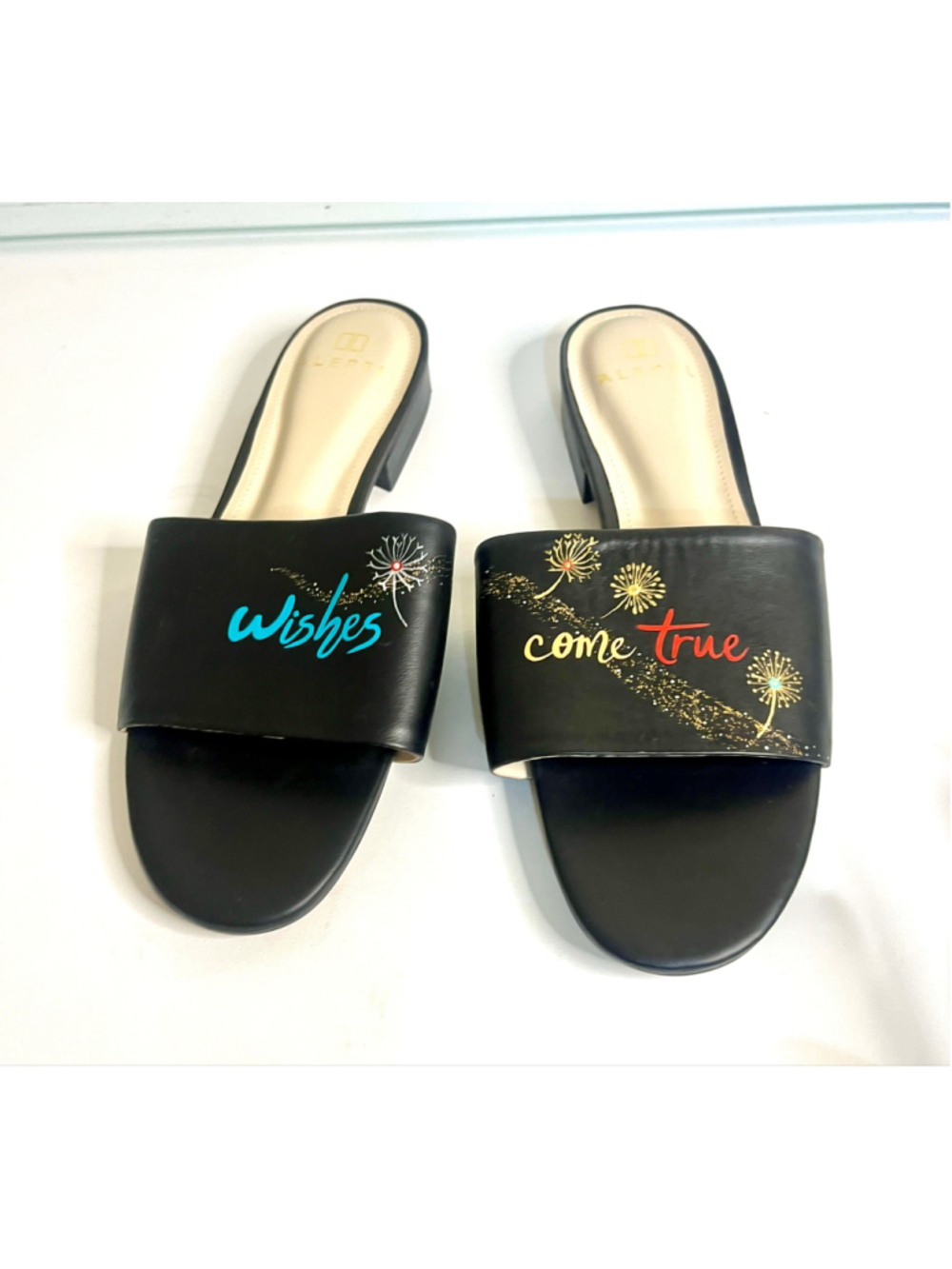 Alepel Hand Painted “Wishes come true” Black Leather Slides Sandals Wmn size 8
